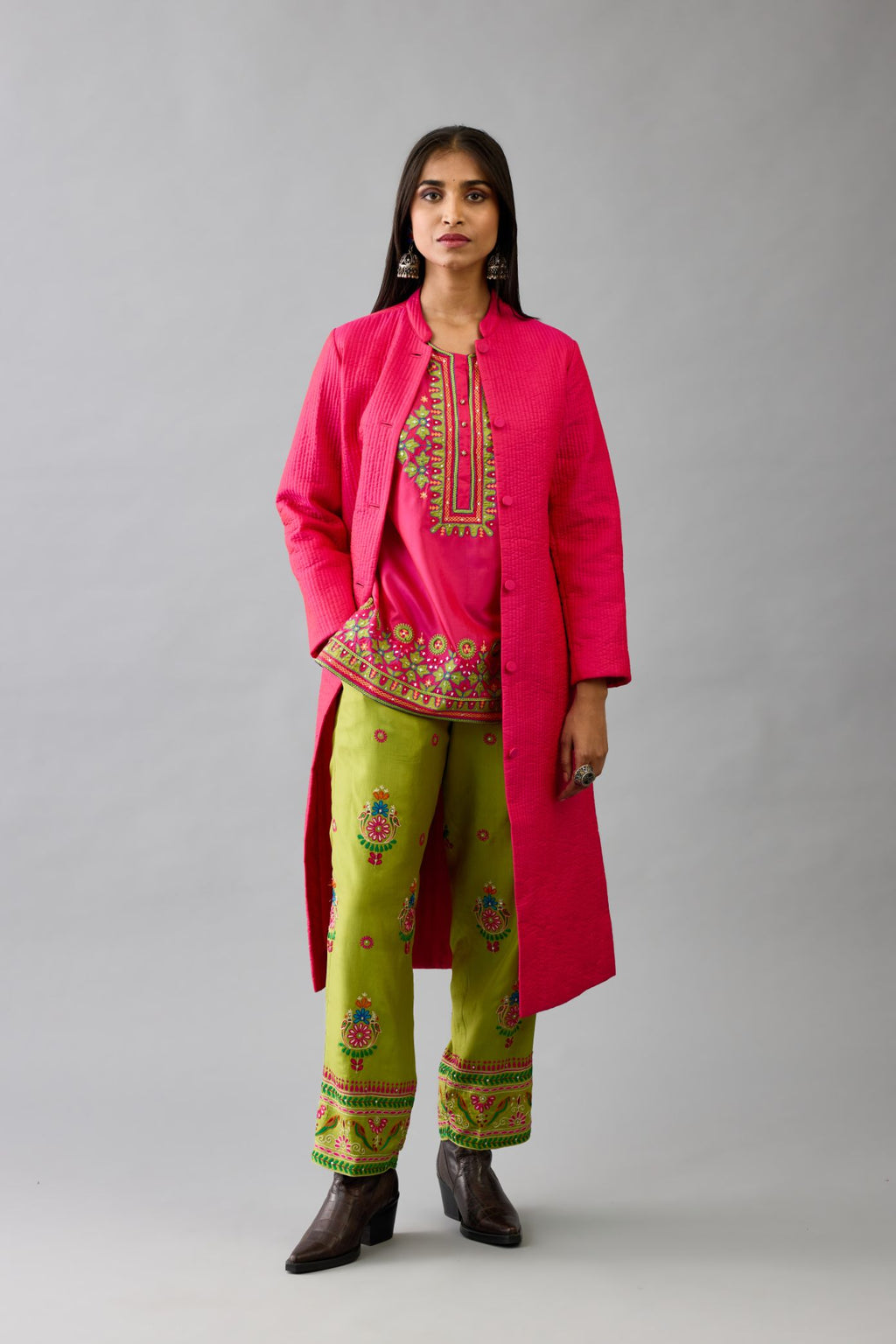 Fuchsia silk, quilted mid-length front open jacket set.