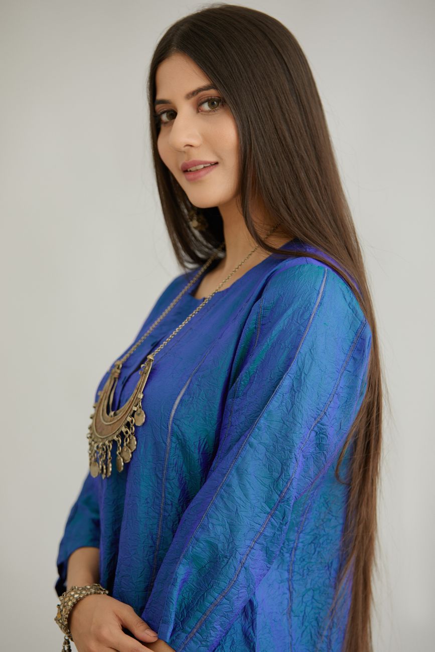 Teal blue hand crushed silk straight kurta with vertical organza fabric inset stripe detail in front, back and 3/4 sleeves, highlighted with contrasting top stitch.