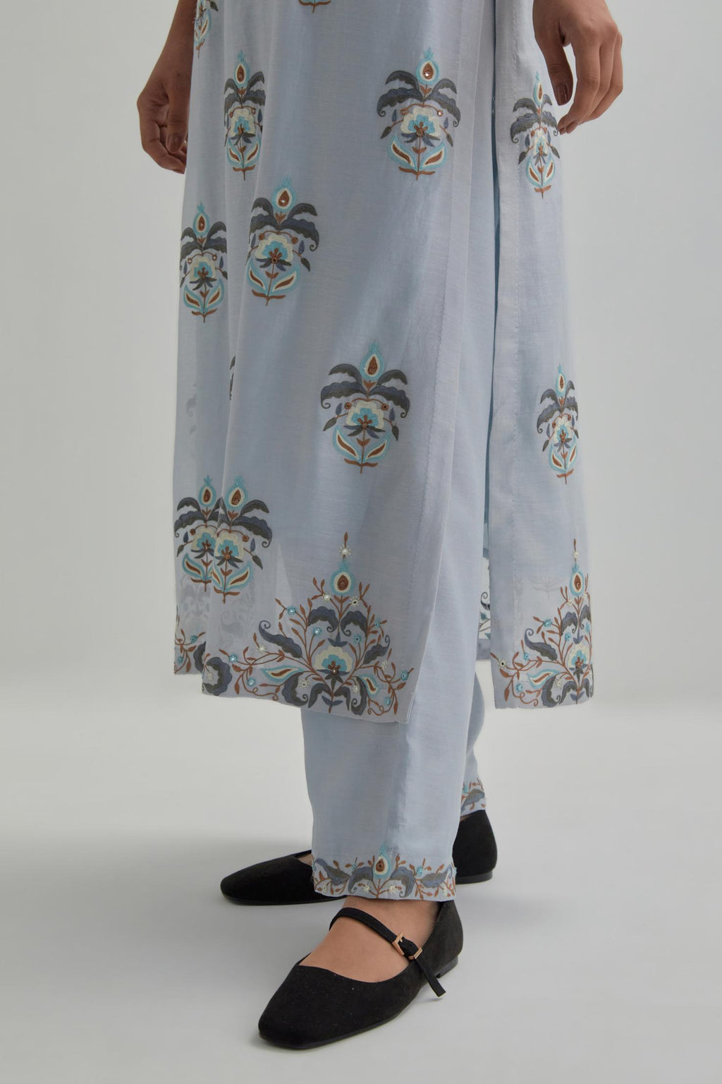 Blue silk Chanderi straight kurta set with all-over floral boota embroidery, highlighted with silver sequins.