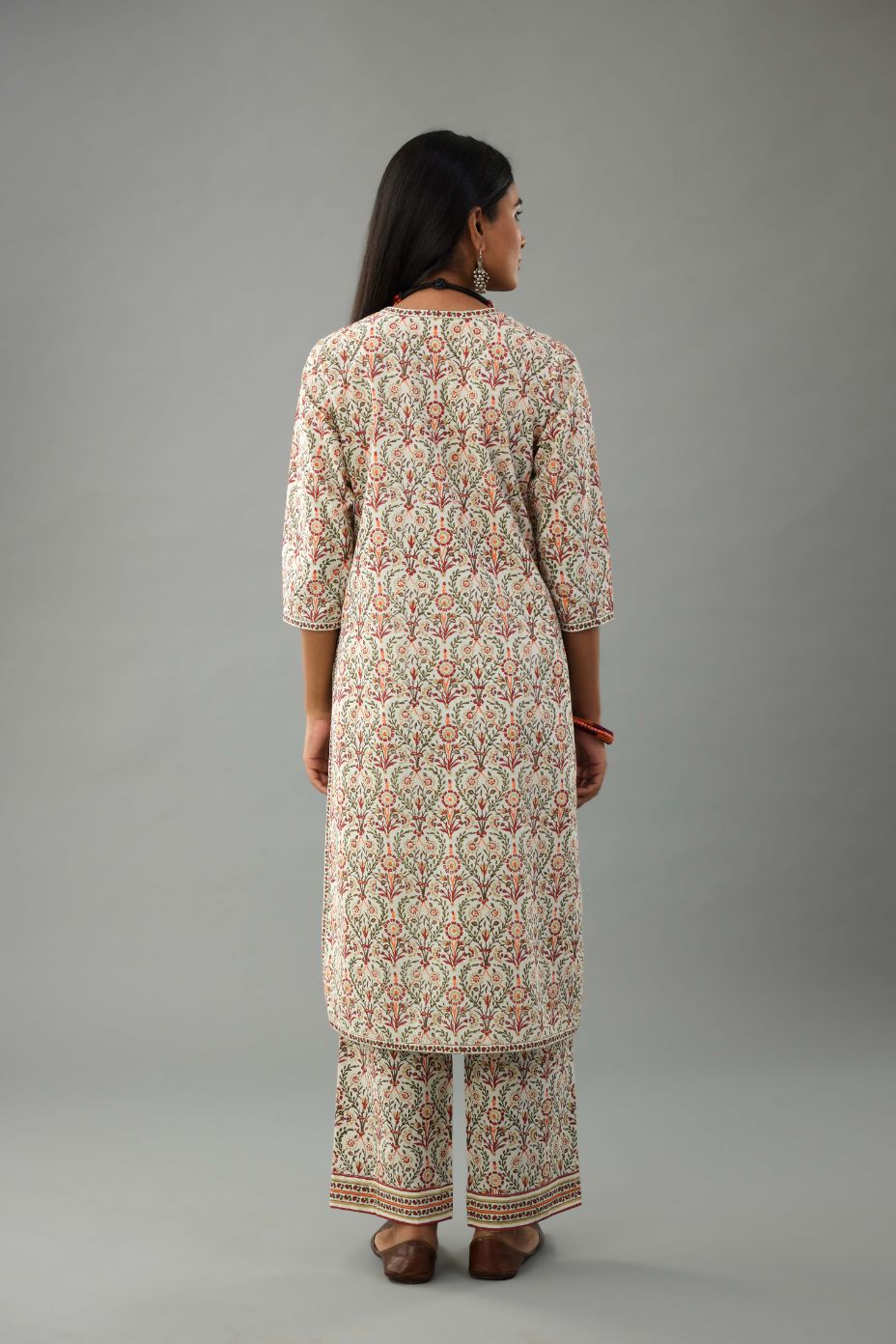 Red & green hand block printed cotton straight kurta with all-over multi colored jaal print.