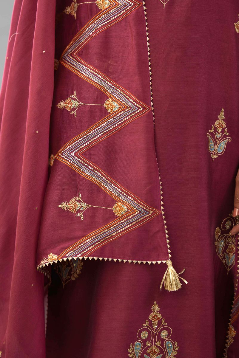 Wine Silk chanderi dupatta in chevron pattern embroidery with contrast silk thread and dori at the sides.