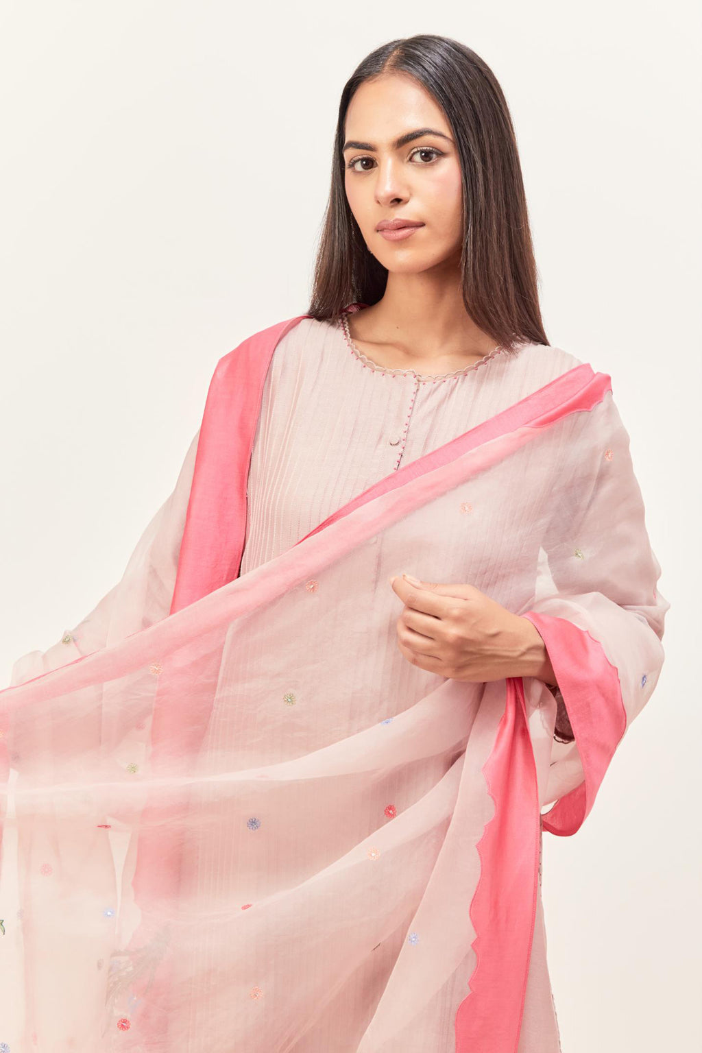 Lilac & pink silk organza narrow dupatta, highlighted with all-over delicate thread flower and applique floral boota at all four corners.
