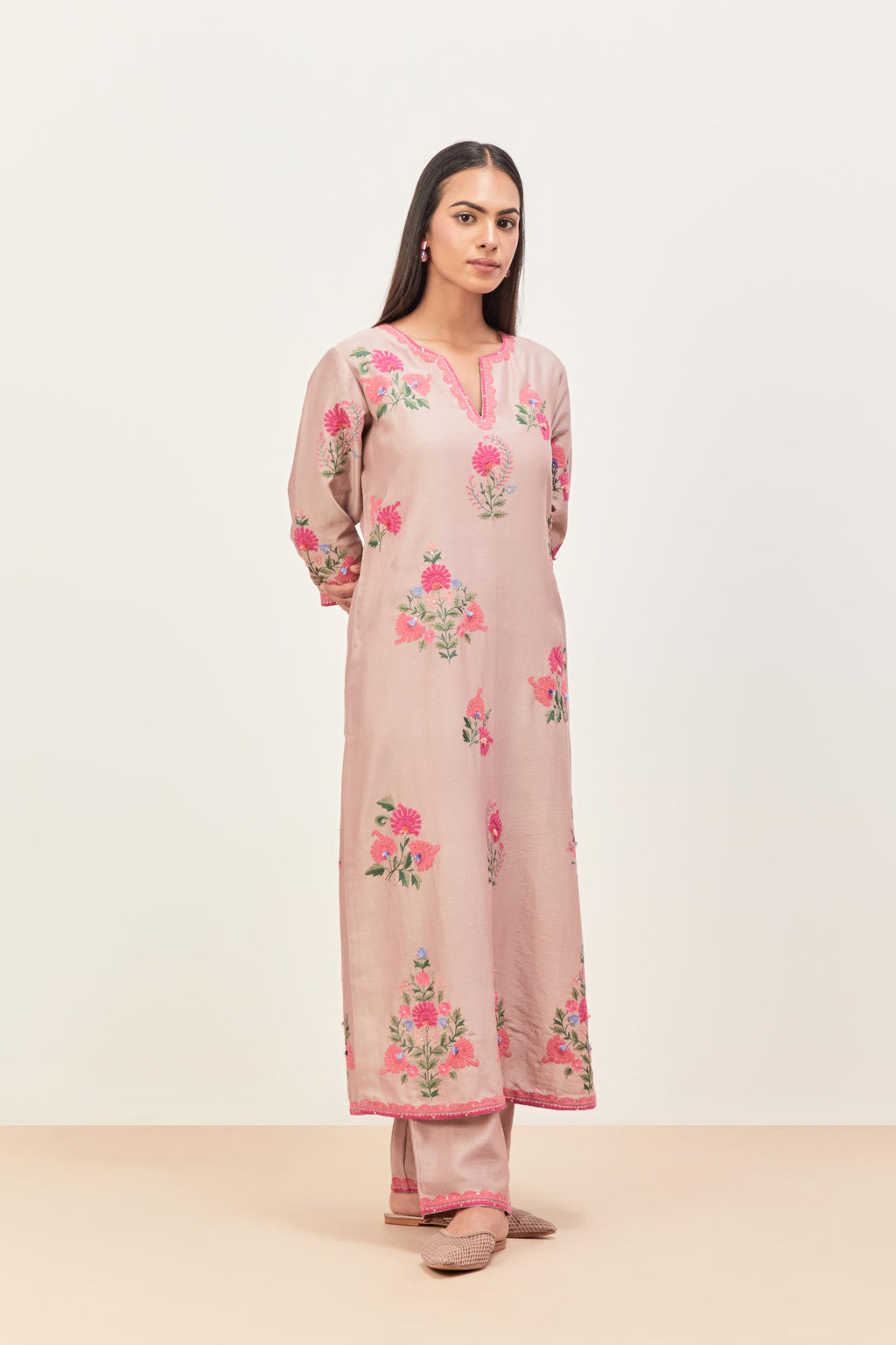 Lilac silk chanderi straight kurta set with all-randomly placed appliqued assorted bootas, highlighted with aari threadwork & sequins.
