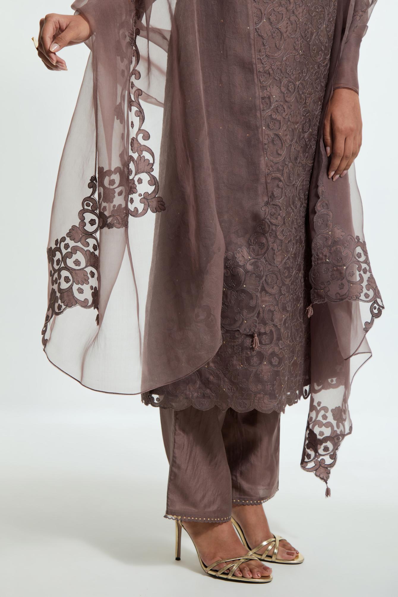 Grey silk organza dupatta featuring silk appliqué embroidery, delicately highlighted with subtle sequins.