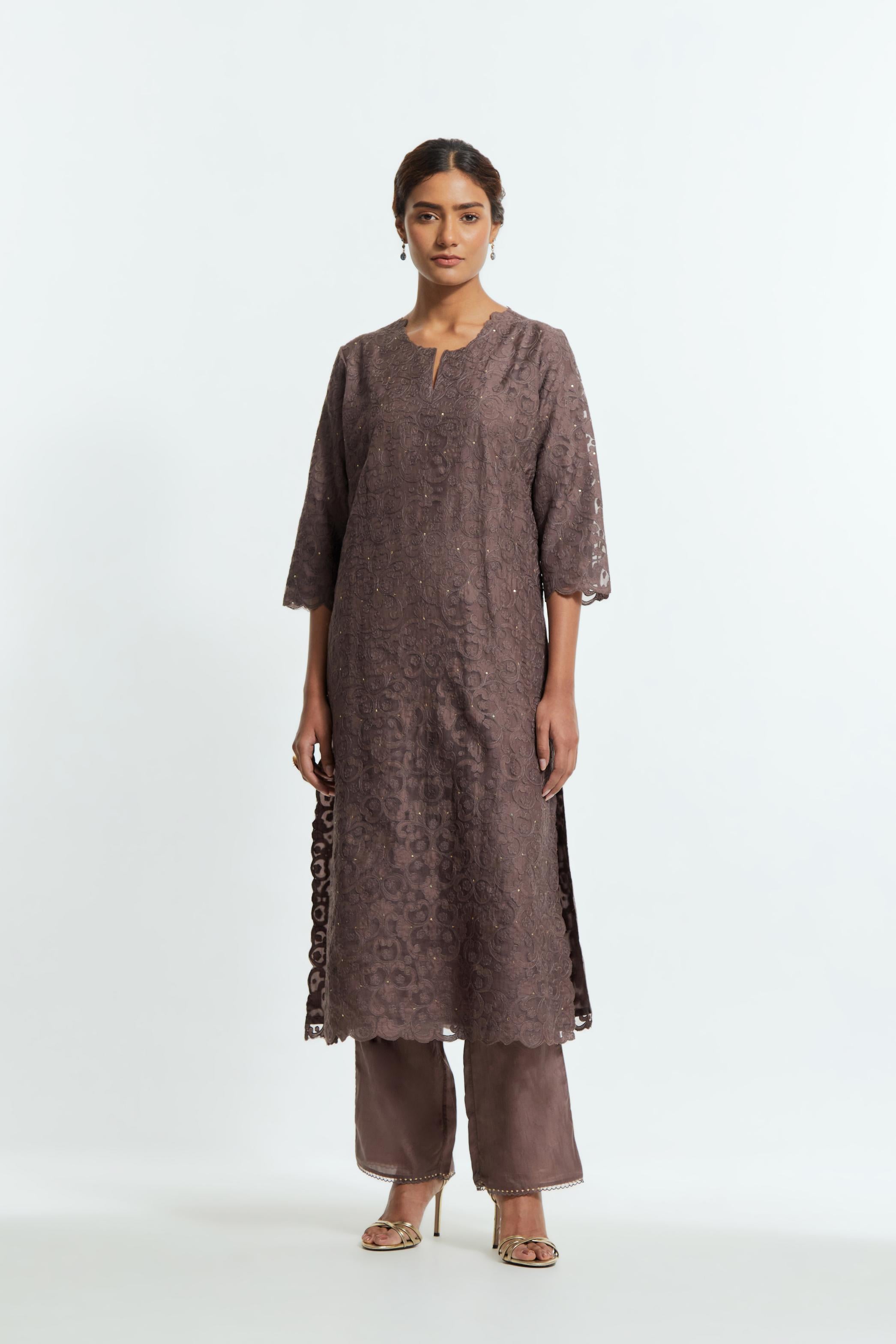 Grey silk organza straight kurta set featuring an all-over silk appliqué trellis jaal, delicately highlighted with subtle sequins.