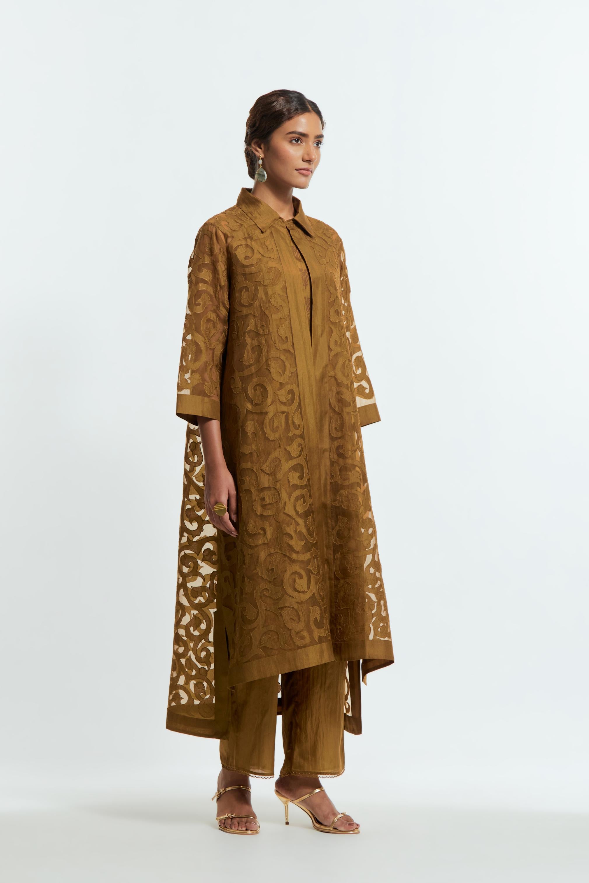 Olive Sheer overlay set in silk organza with a shirt collar, highlighted with all-over silk appliqué trellis jaal.