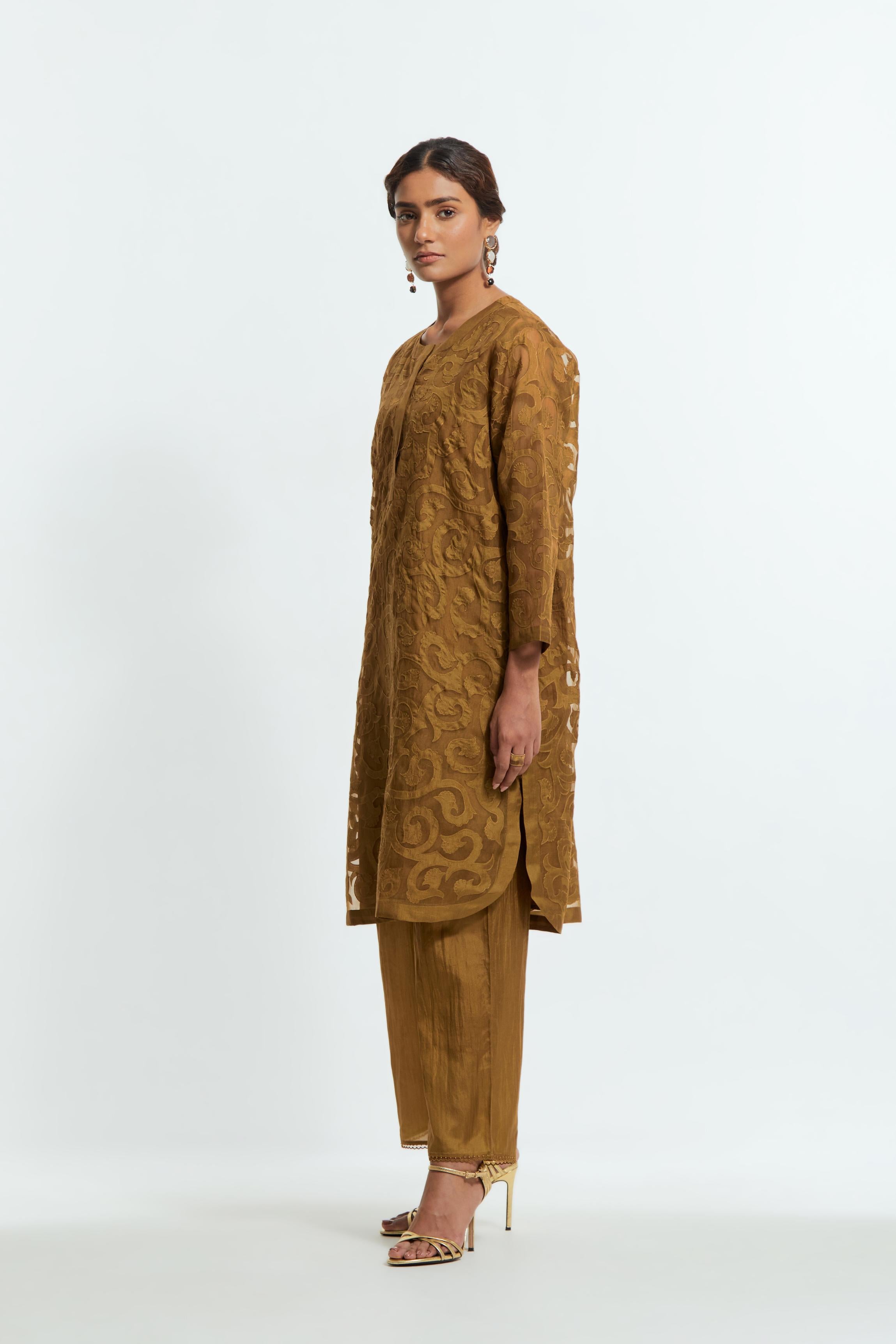 Olive silk organza easy-fit short kurta set adorned with an all-over silk appliqué trellis jaal, delicately highlighted with aari thread embroidery.