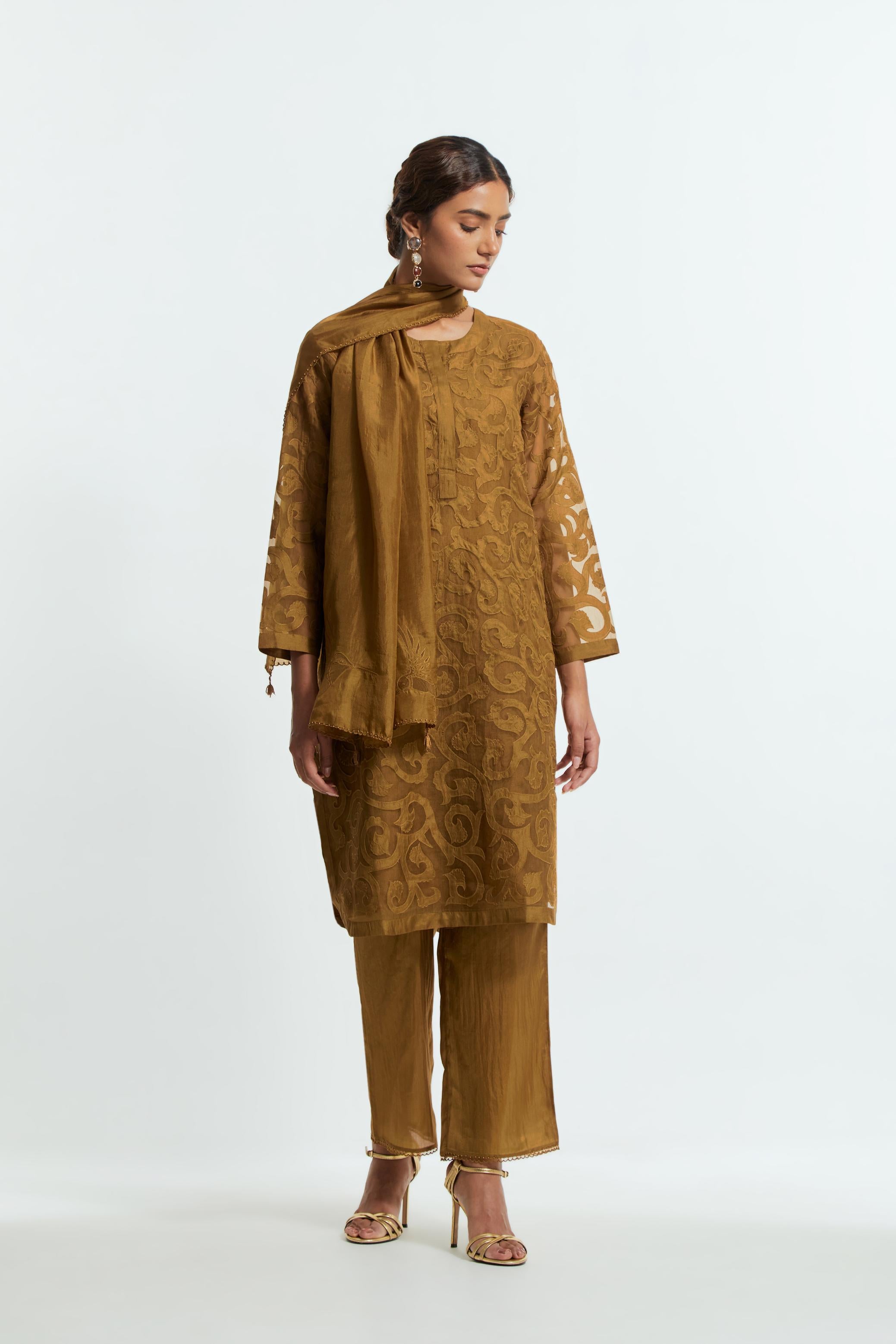 Olive silk organza easy-fit short kurta set adorned with an all-over silk appliqué trellis jaal, delicately highlighted with aari thread embroidery.