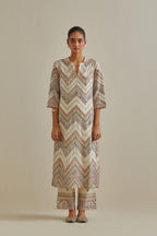 Pink and off-white cotton chanderi straight kurta set with all over chevron pattern. It is embellished with silk patchwork, thread, sequins and mirrors.