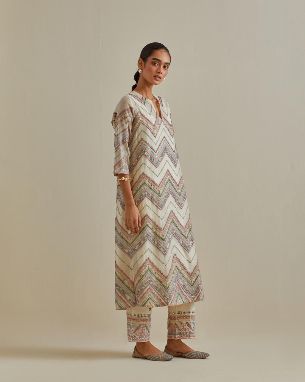 Pink and off-white cotton chanderi straight kurta set with all over chevron pattern. It is embellished with silk patchwork, thread, sequins and mirrors.