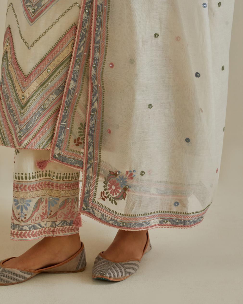 Pink and off-white cotton chanderi straight kurta set with all over chevron pattern. It is embellished with silk patchwork, thread, sequins and mirrors.