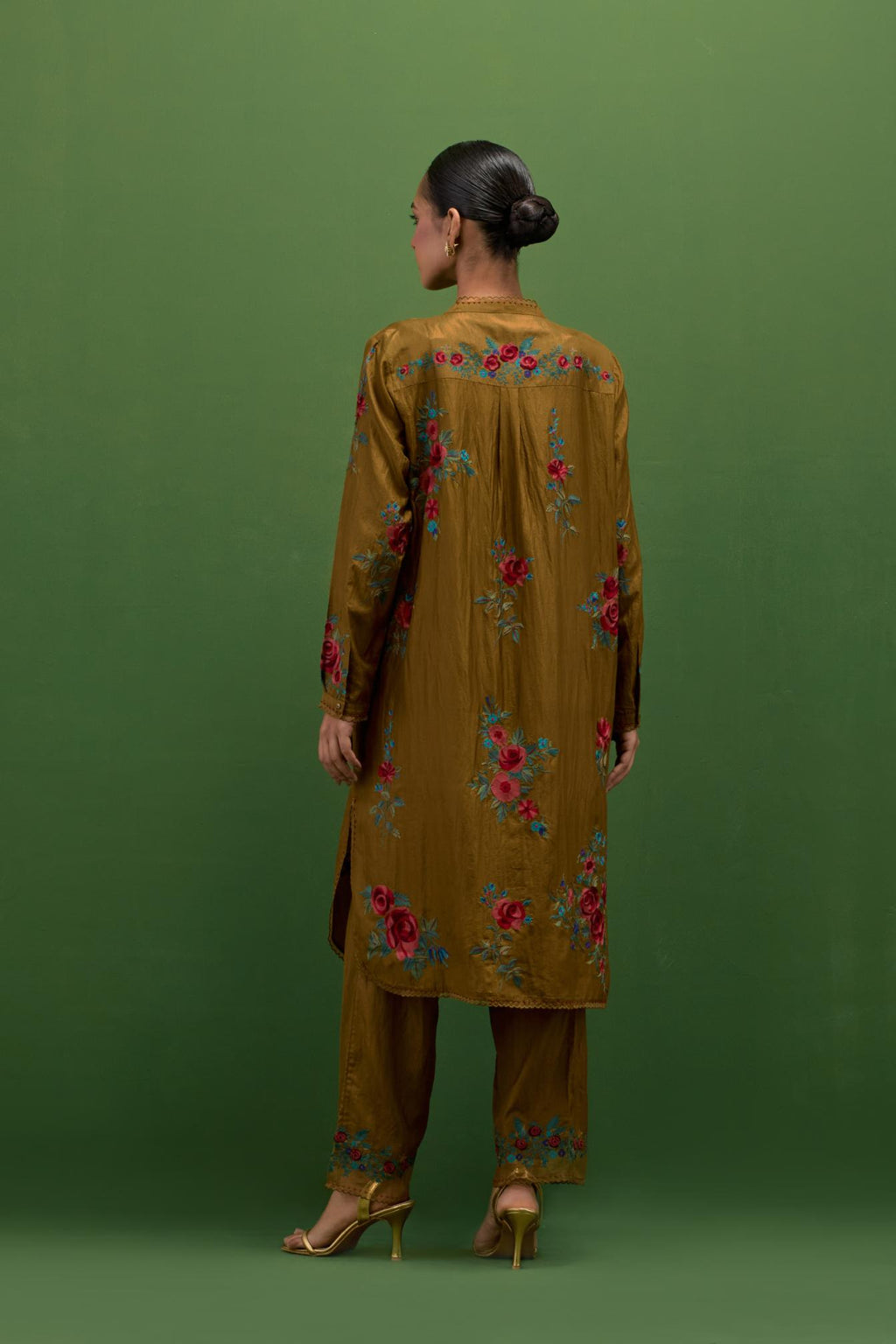 Golden olive silk short, shirt-kurta set with all-over embroidered thread roses.