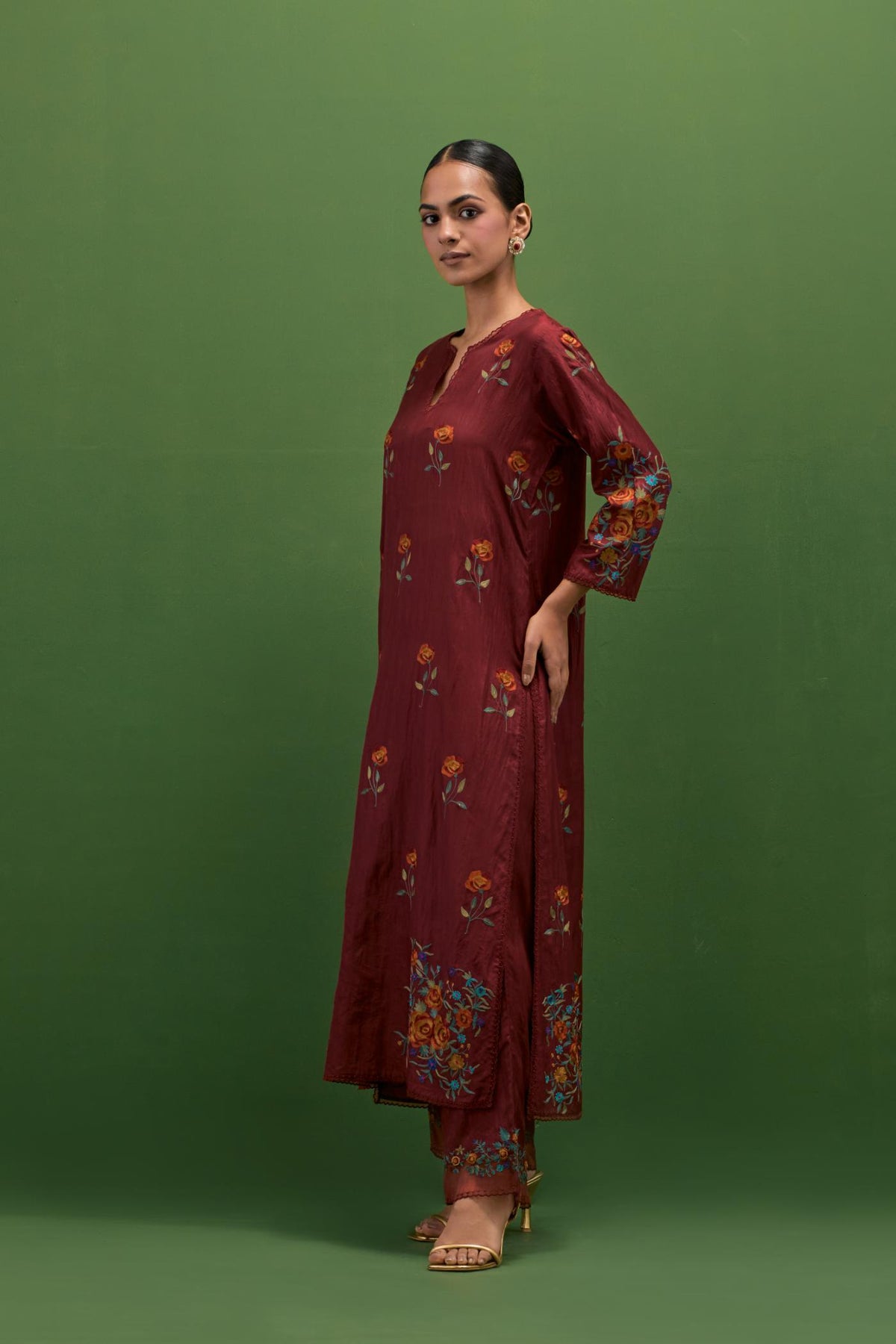Rosewood silk straight kurta set with all-over roses embroidered in thread and scalloped organza detail at the edges.