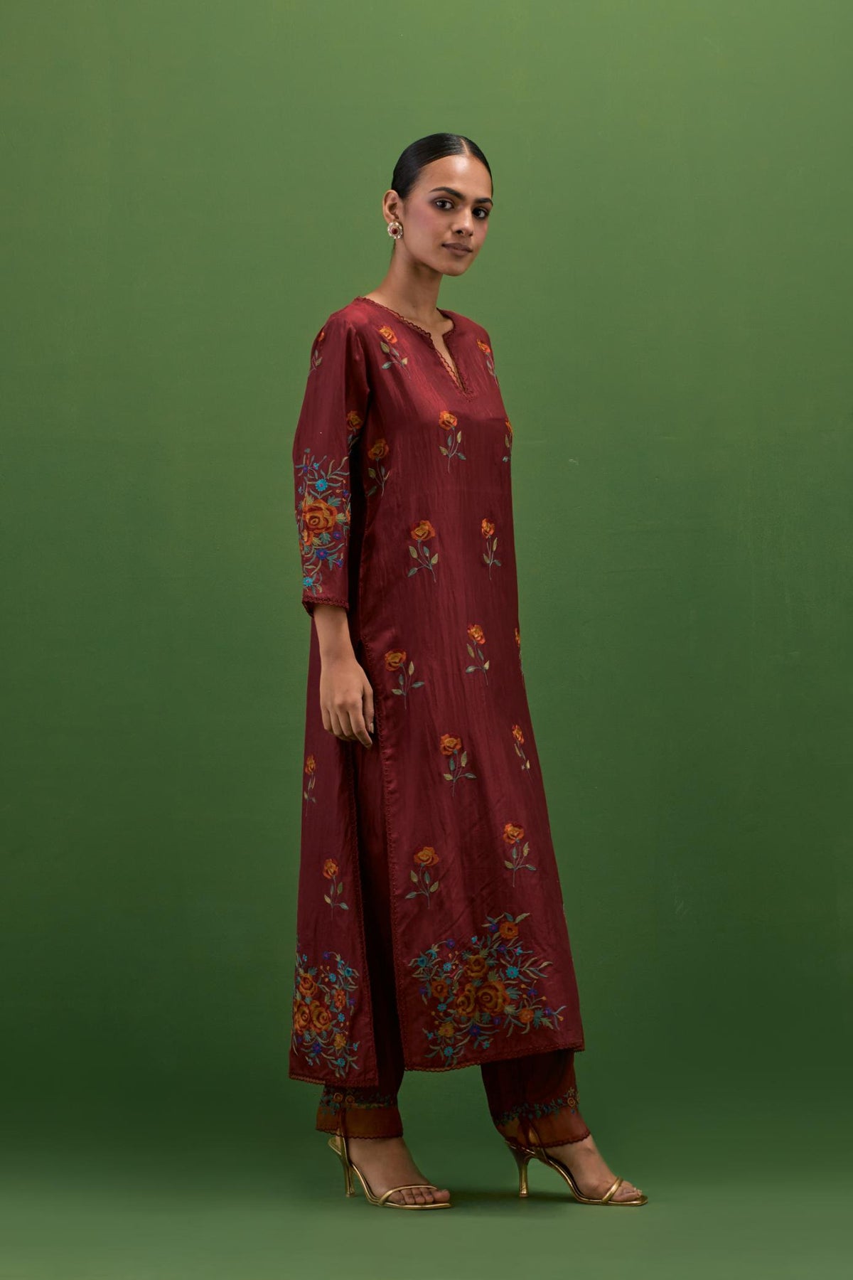 Rosewood silk straight kurta set with all-over roses embroidered in thread and scalloped organza detail at the edges.