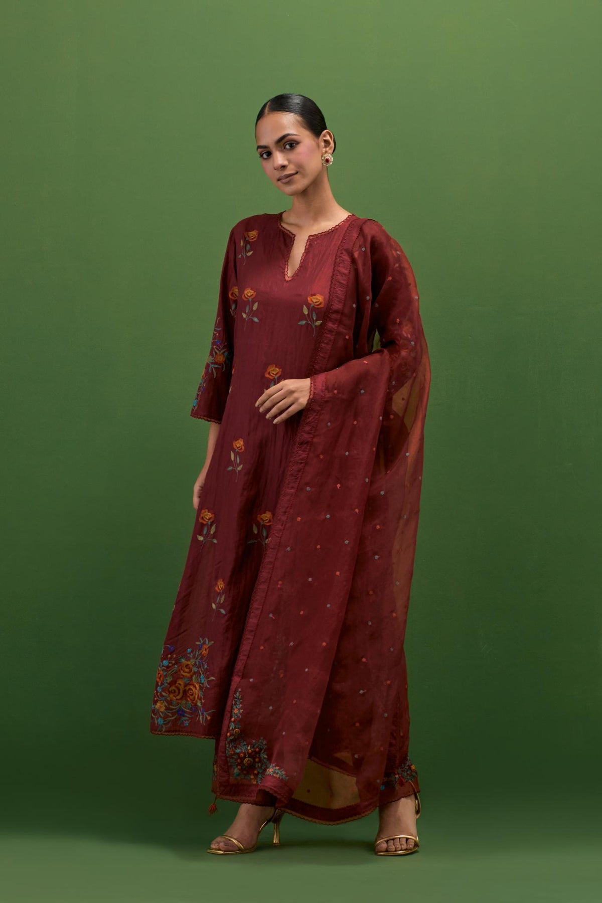 Rosewood silk straight kurta set with all-over roses embroidered in thread and scalloped organza detail at the edges.