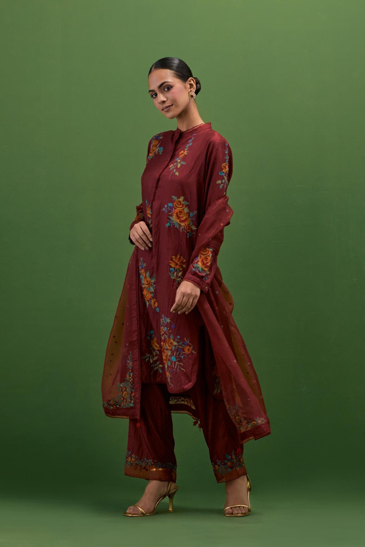 Rosewood silk short, shirt-kurta set with all-over embroidered thread roses.