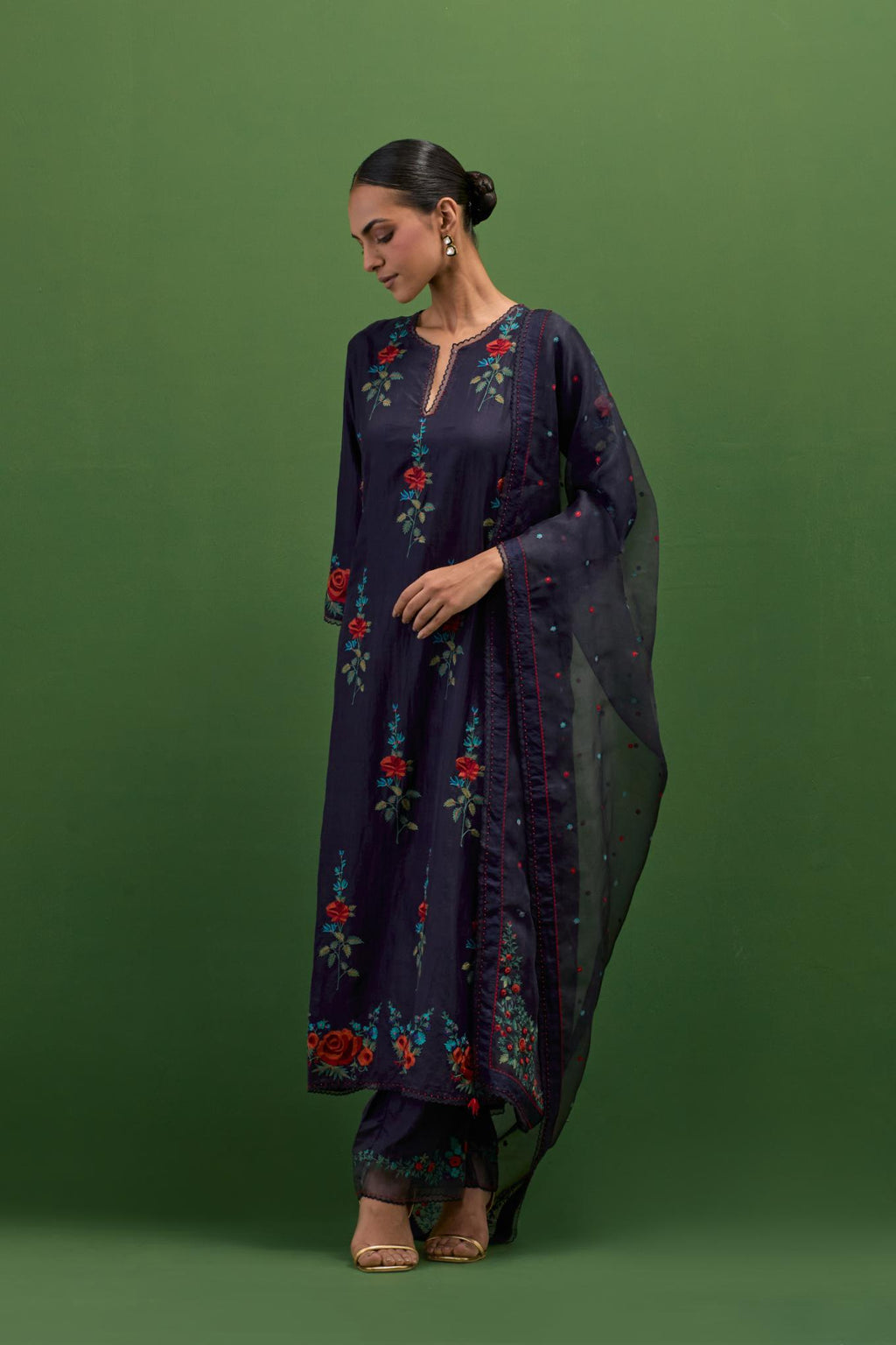 Midnight blue silk organza dupatta with a narrow silk border finished with a delicate organza scalloped edge, highlighted with contrast bead work.