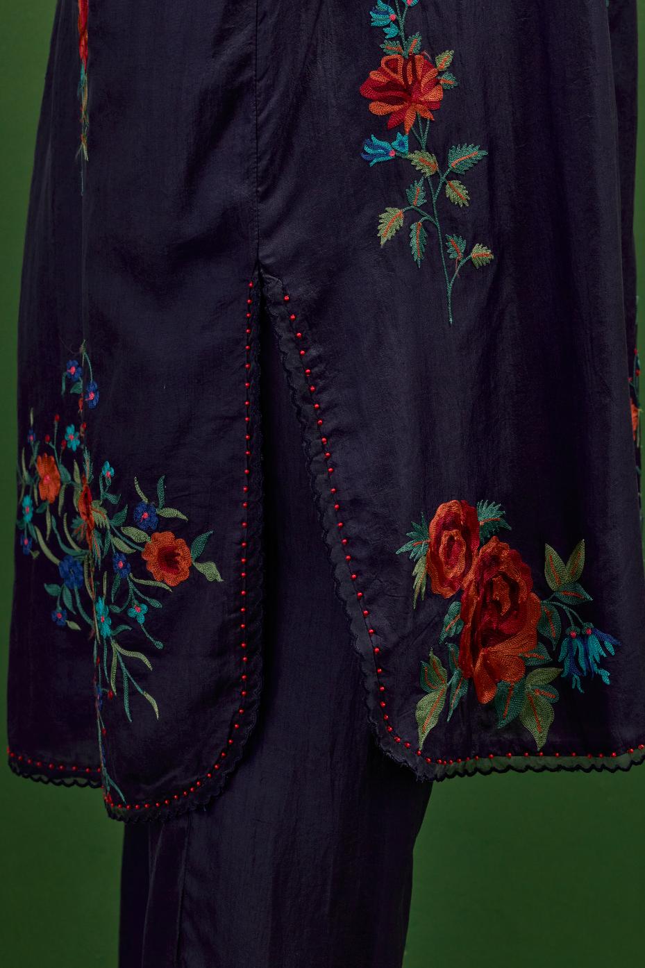 Midnight blue silk short, shirt-kurta set with all-over embroidered thread roses.