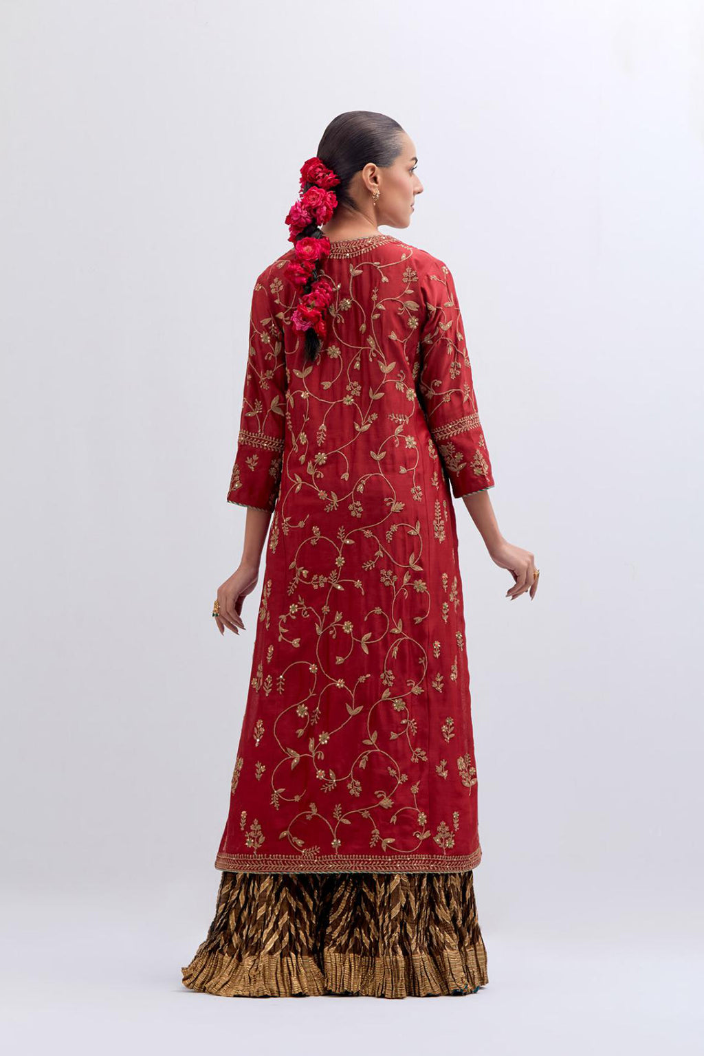 Red Silk Chanderi kurta set with all-over dull gold dori jaal embroidery and small floral booti at side panels.