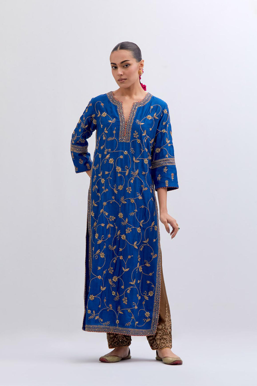 Chelsea Blue Silk chanderi straight kurta set with all-over dull gold dori jaal embroidery, highlighted with gold sequins and bead work.