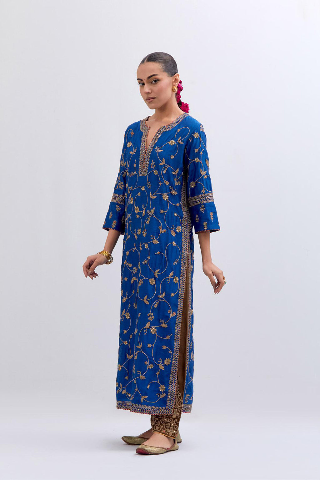 Chelsea Blue Silk chanderi straight kurta set with all-over dull gold dori jaal embroidery, highlighted with gold sequins and bead work.