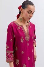 Fuchsia Silk Chanderi straight kurta set with dull gold dori embroidery at front & back neck, sleeves, side slits and hem, highlighted with gold sequins and bead work.