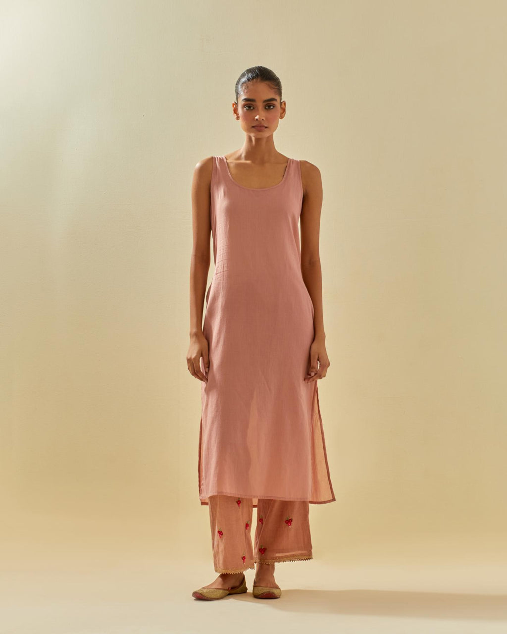Pink tissue chanderi hand cut silk flower embroidered kurta dress set with fine gathers at empire line.
