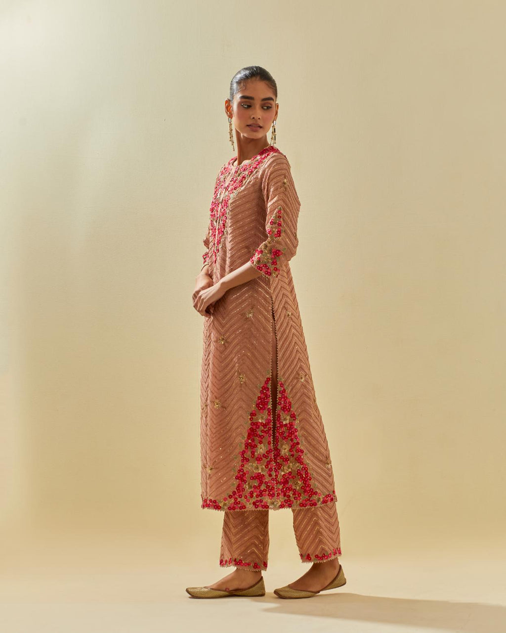 Pink tissue chanderi straight kurta set with delicate hand cut silk flower embroidery, highlighted with gold sequins and beads.