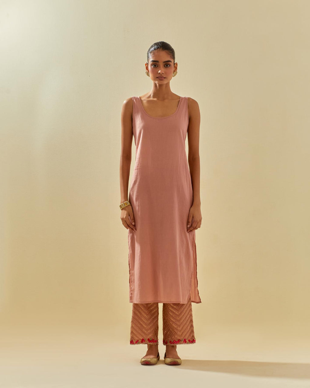 Pink tissue chanderi paneled kurta set with front placket neckline and all-over hand cut silk flower embroidery.