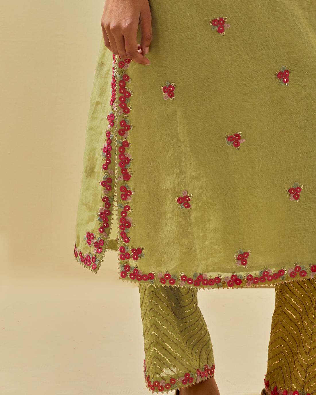 Green tissue chanderi straight kurta set, with contrast silk hand cut flowers embroidery, highlighted with gold sequins.