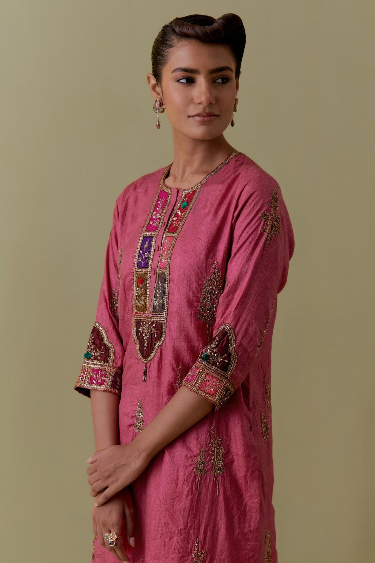 Pink silk straight Kurta set with Multicoloured Appliqué & Floral Motifs.