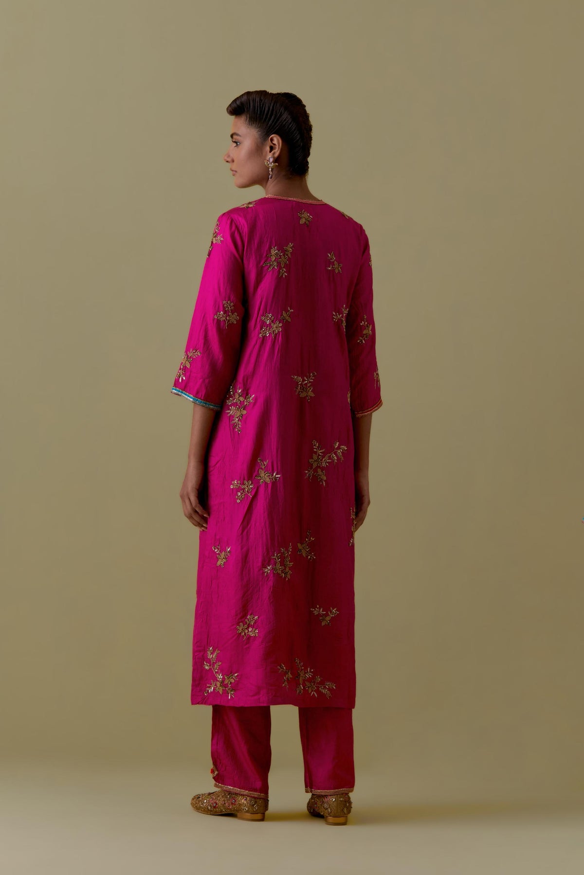 Fuchsia Silk Striaght Kurta set with Hand-Worked Floral Motifs.