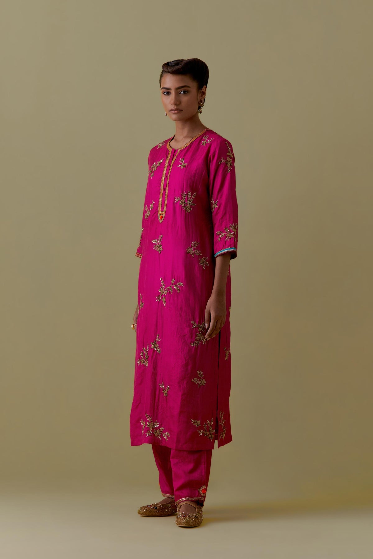 Fuchsia Silk Striaght Kurta set with Hand-Worked Floral Motifs.