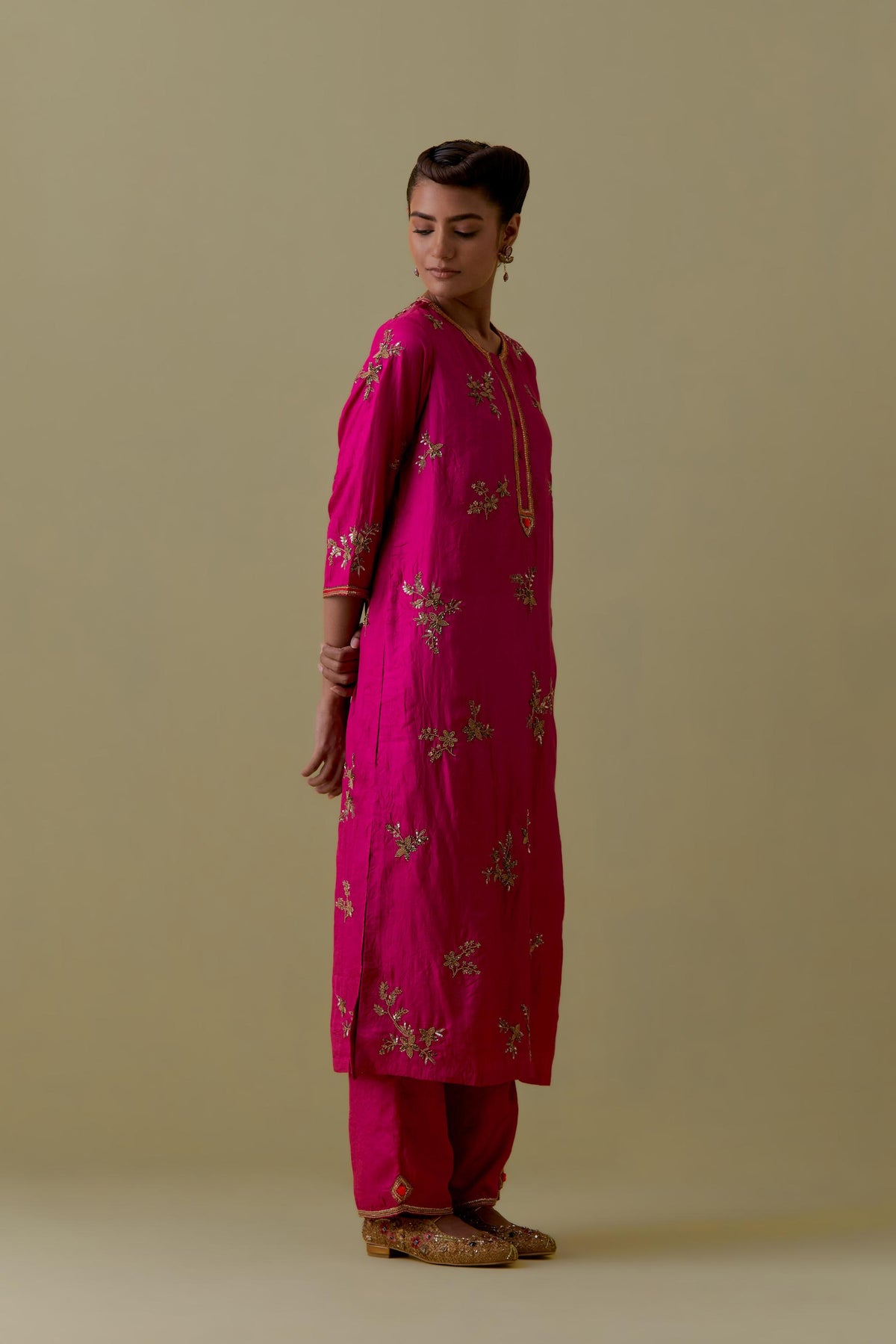 Fuchsia Silk Striaght Kurta set with Hand-Worked Floral Motifs.