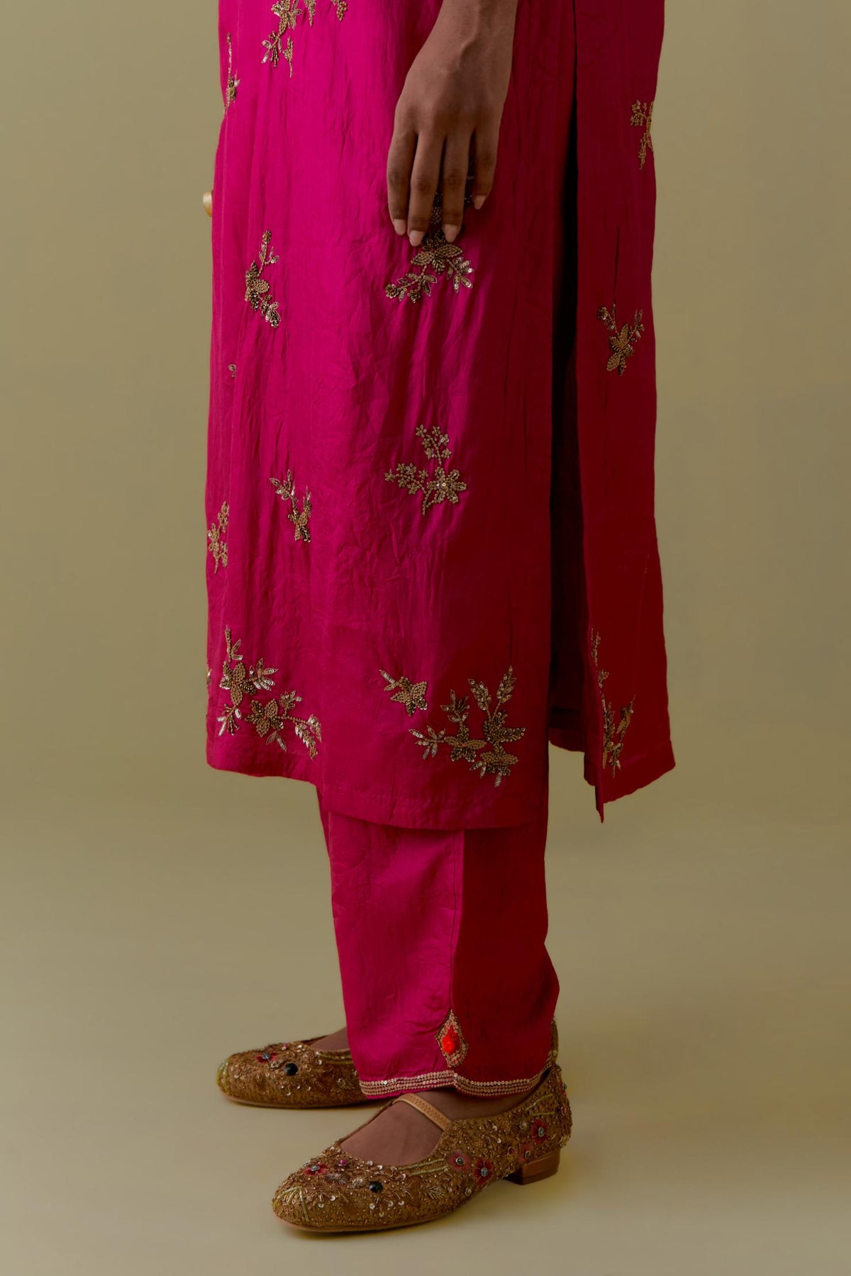 Fuchsia Silk Striaght Kurta set with Hand-Worked Floral Motifs.