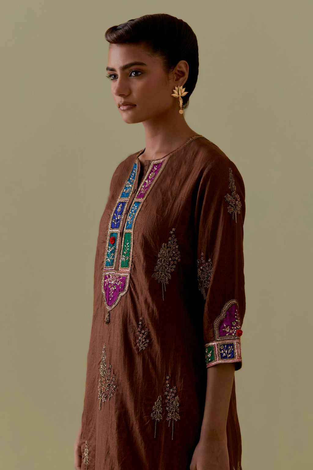 Chocolate silk straight Kurta set with Multicoloured Appliqué & Floral Motifs.