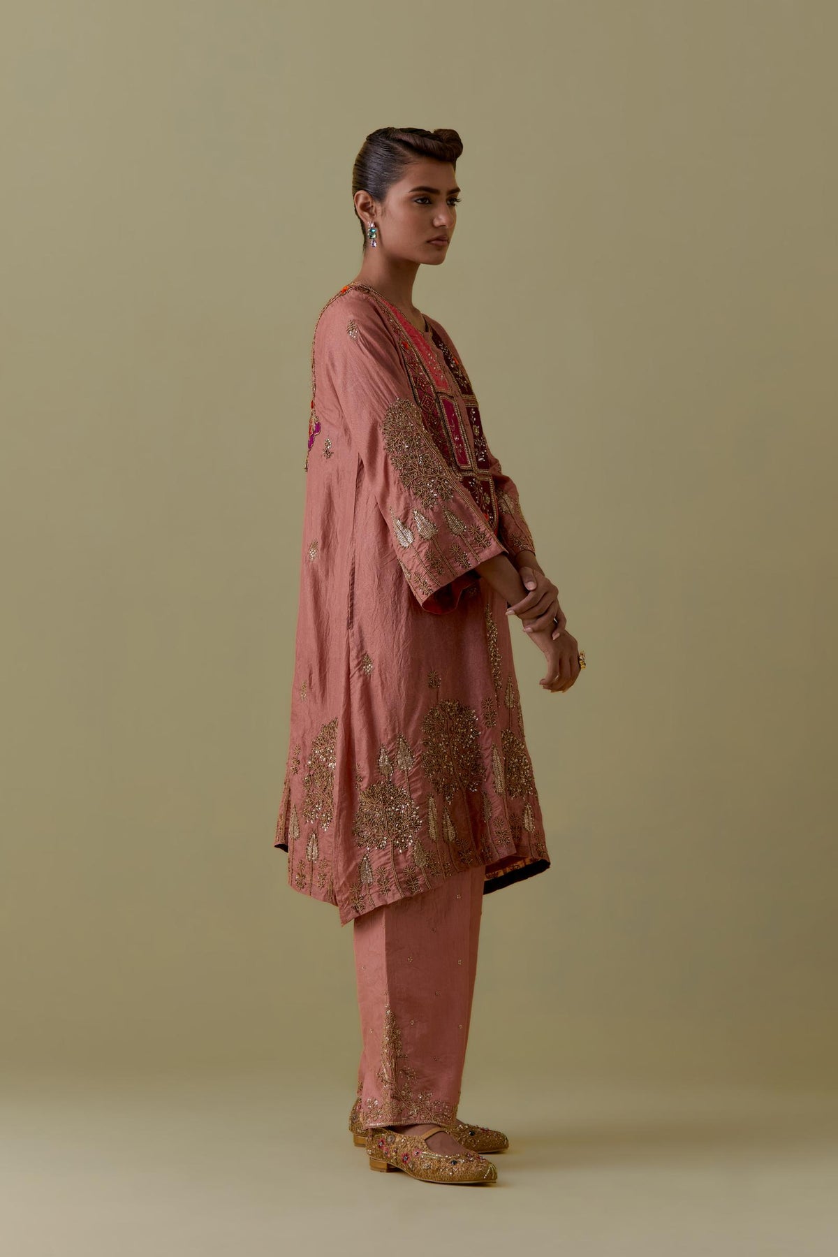 Peach A-Line silk short Kurta set with Multicoloured Appliqué & Gold Handwork.