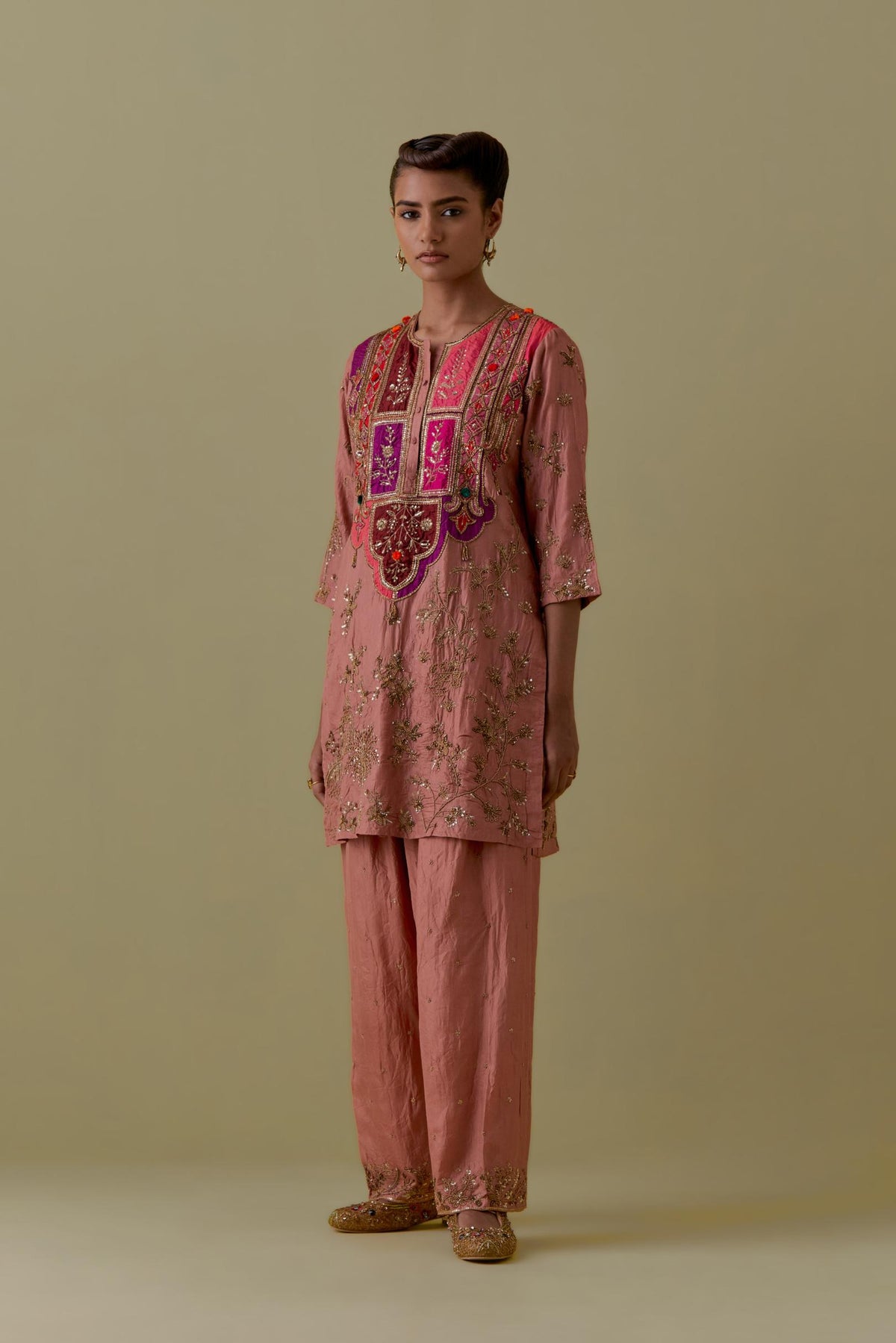 Peach Silk Short Kurta set with Multicoloured Appliqué & Handwork.