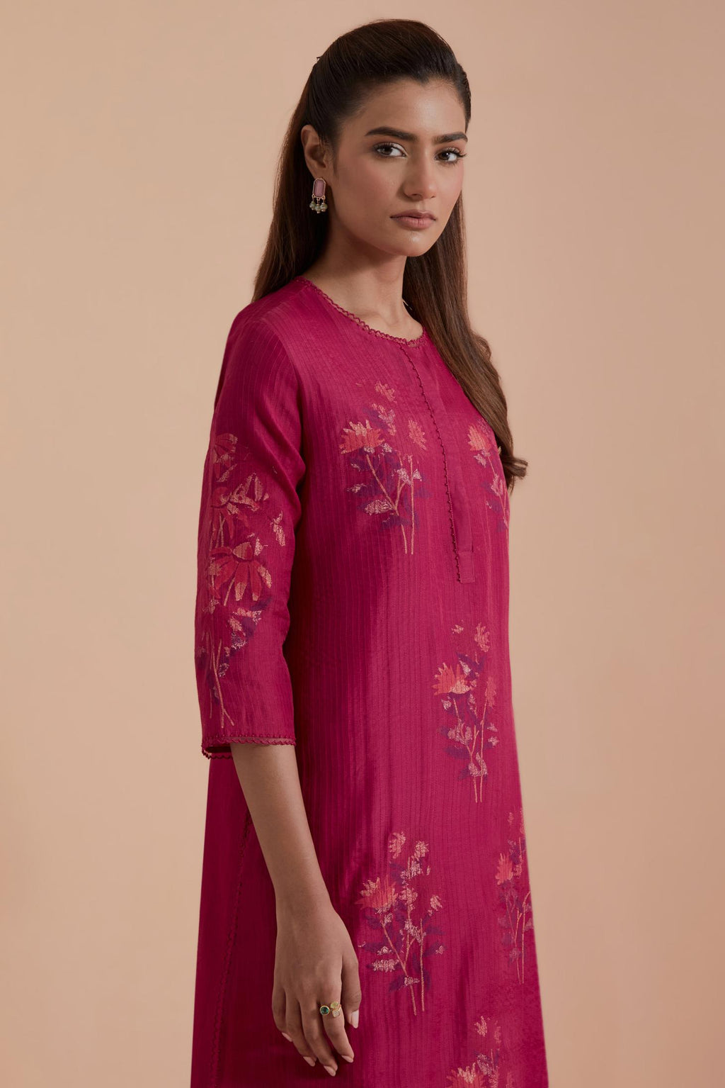 Fuchsia Silk Chanderi Quilted Organza & Brocade Floral Appliqué Straight Kurta set.
