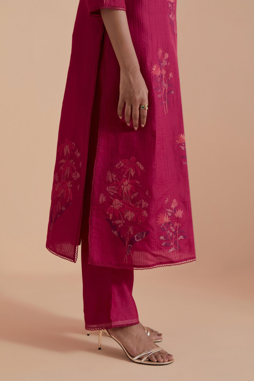 Fuchsia Silk Chanderi Quilted Organza & Brocade Floral Appliqué Straight Kurta set.