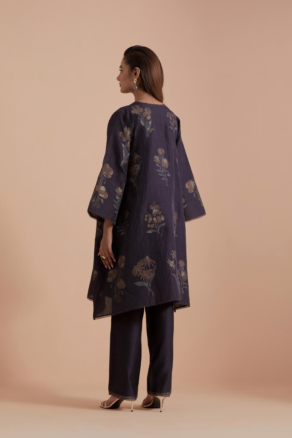 Dark Grey Silk Chanderi Quilted Organza & Brocade Floral Appliqué short A-line Kurta set.