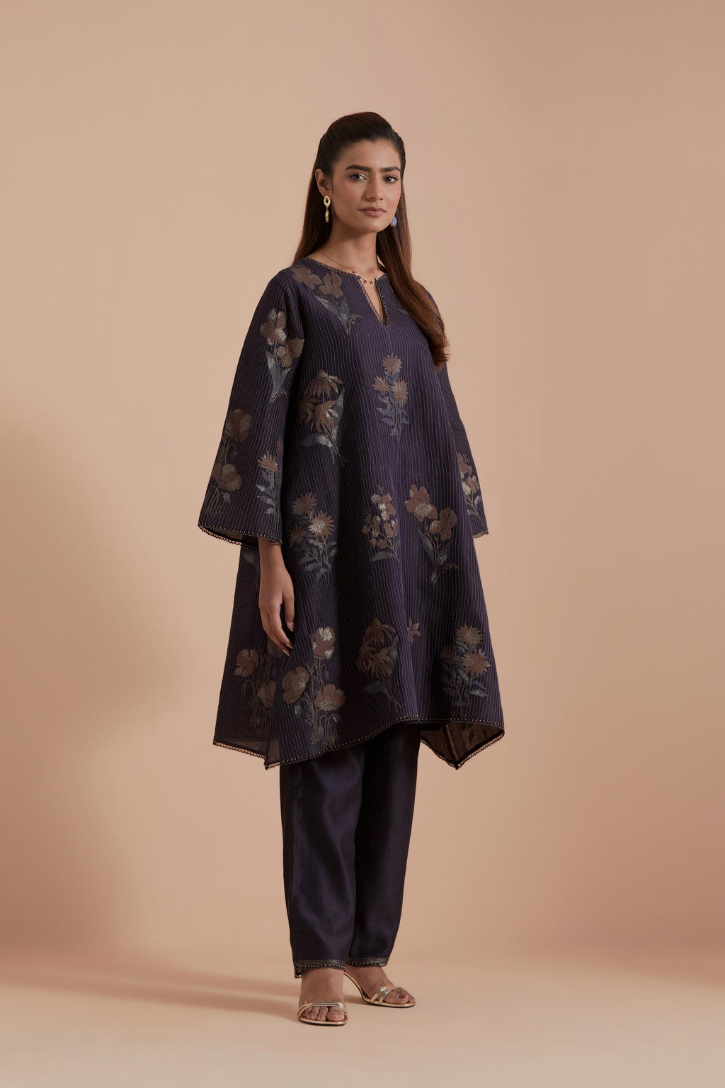 Dark Grey Silk Chanderi Quilted Organza & Brocade Floral Appliqué short A-line Kurta set.