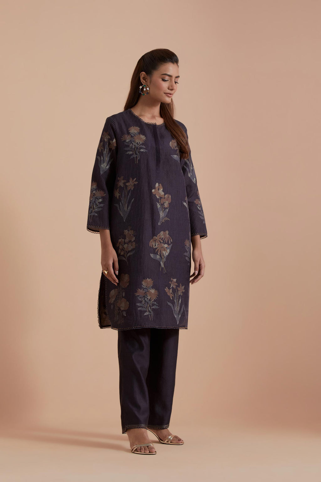 Dark Grey Silk Chanderi Quilted Organza & Brocade Floral Appliqué short easy fit Kurta set.