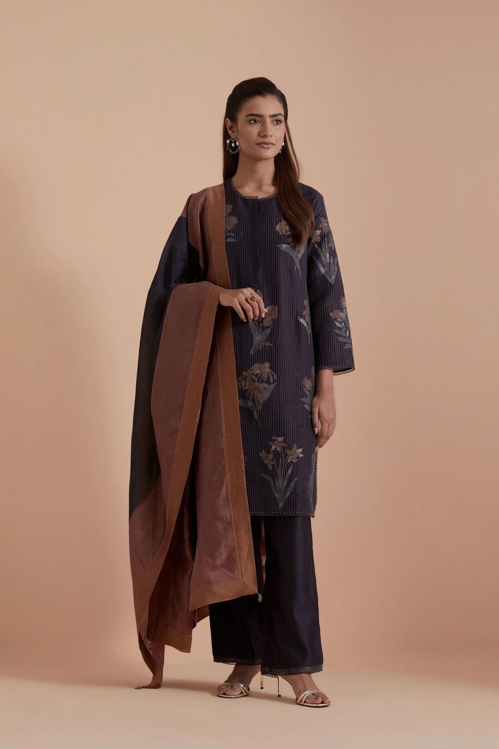Dark Grey Silk Chanderi Quilted Organza & Brocade Floral Appliqué short easy fit Kurta set.