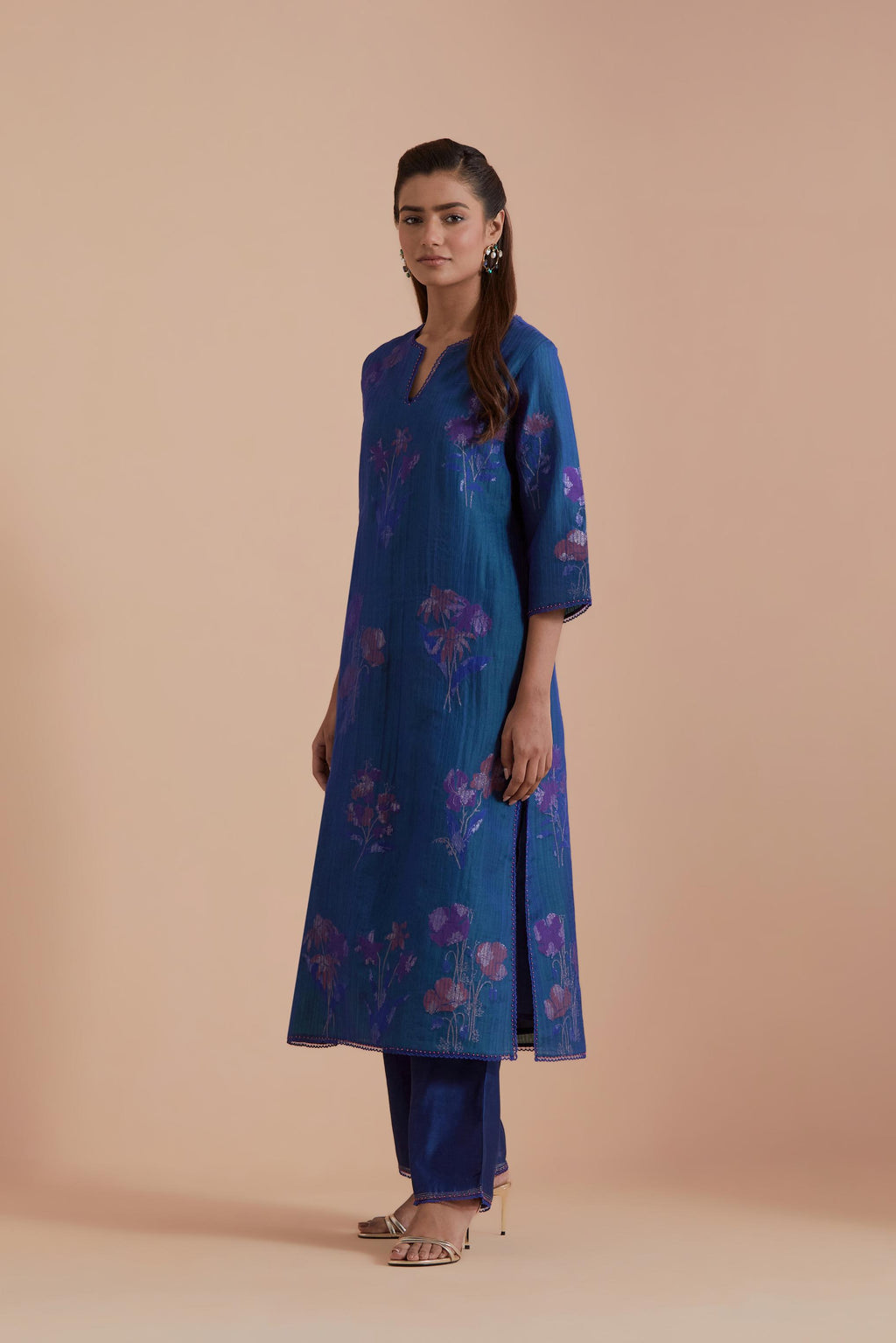 Blue Silk Chanderi Quilted Organza & Brocade Floral Appliqué straight long Kurta set.