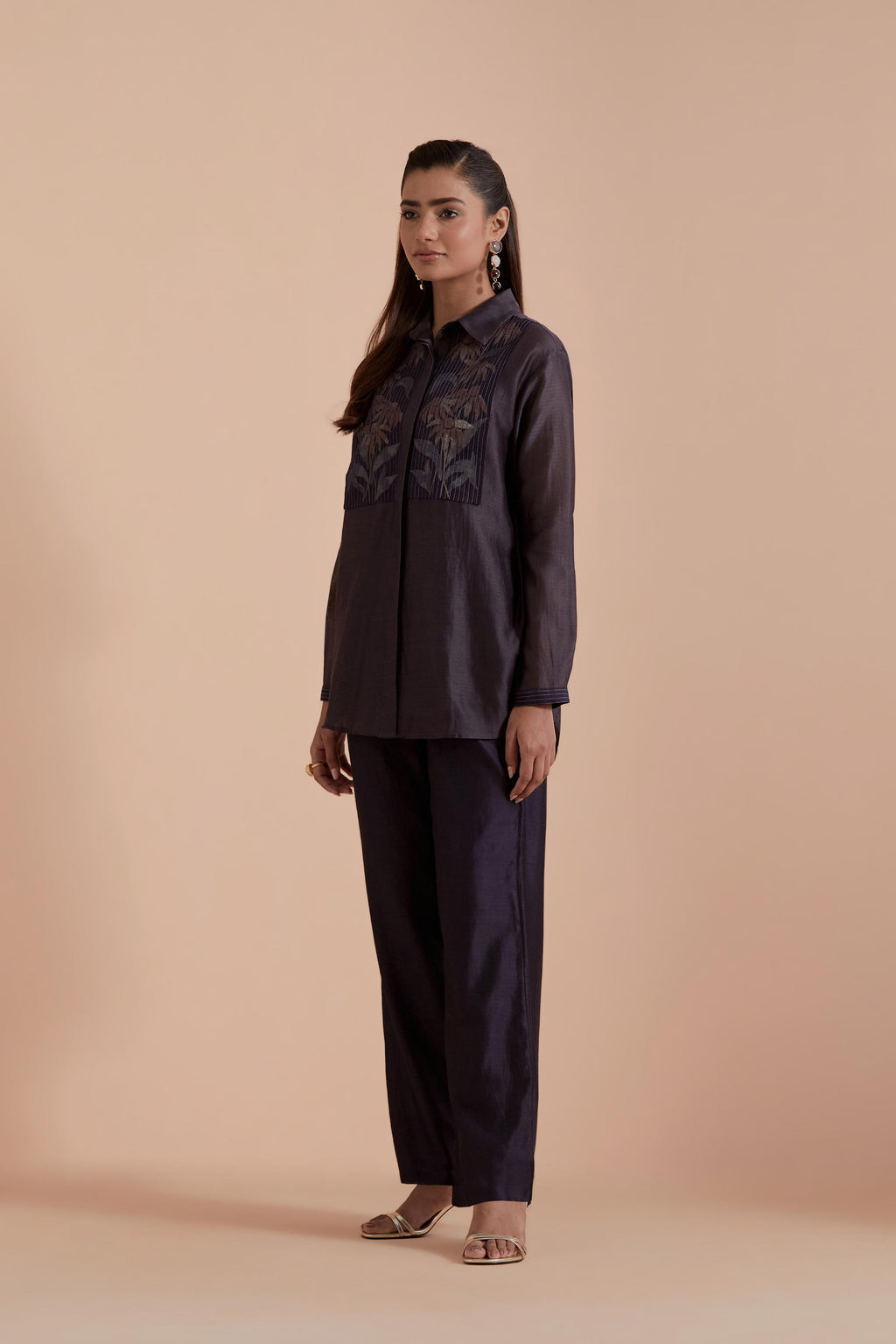 Dark grey Silk Chanderi Shirt with Quilted Organza & Brocade Floral Appliqué Yoke. Paired with dark grey silk chanderi straight pants.