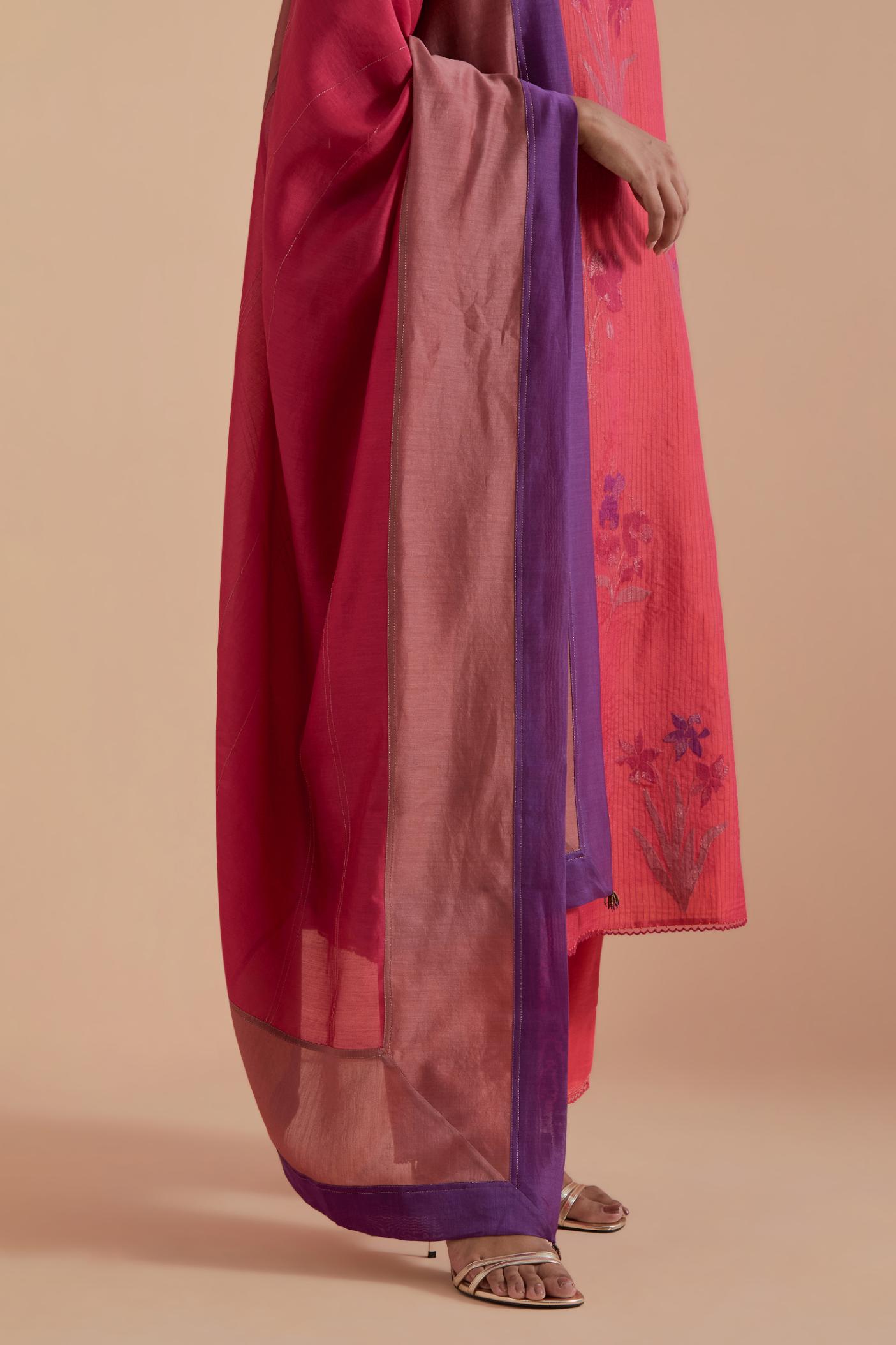 A silk chanderi three-tone dupatta in a beautiful gradient effect featuring delicate golden zari quilting all over.