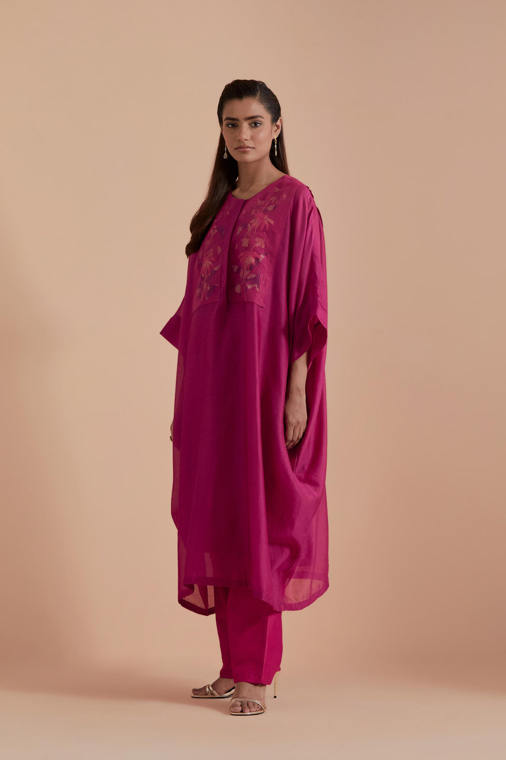 Fuchsia Silk Chanderi kaftan with Quilted Organza & Brocade Floral Appliqué Yoke. Paired with fuchsia silk chanderi straight pants.