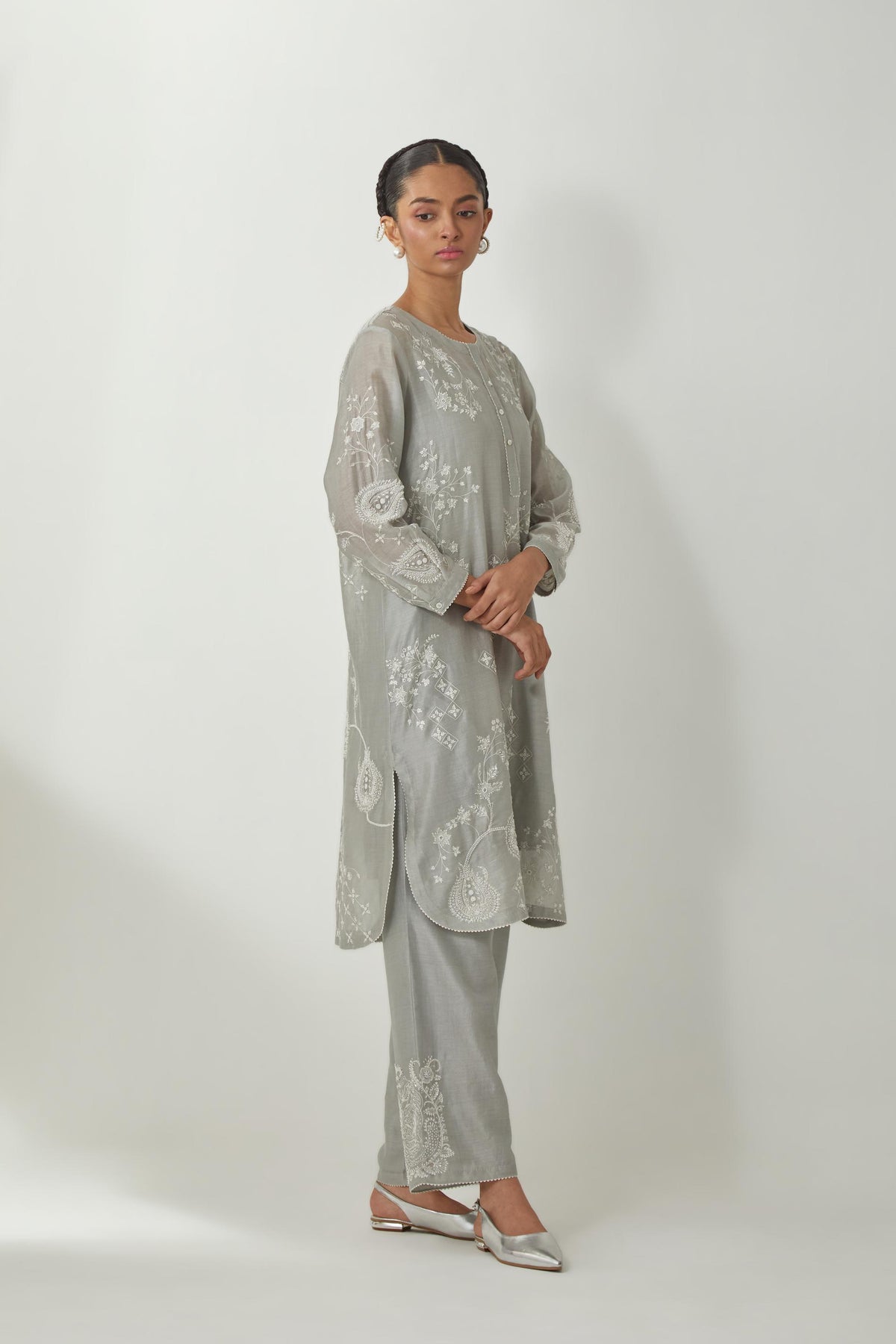 Bluish Grey silk Chandri straight short kurta with all-over off white silk thread embroidery, highlighted with beads and sequins work,  paired with Bluish Grey silk Chanderi straight pants with embroidered boota at sides, highlighted with sequins and bead