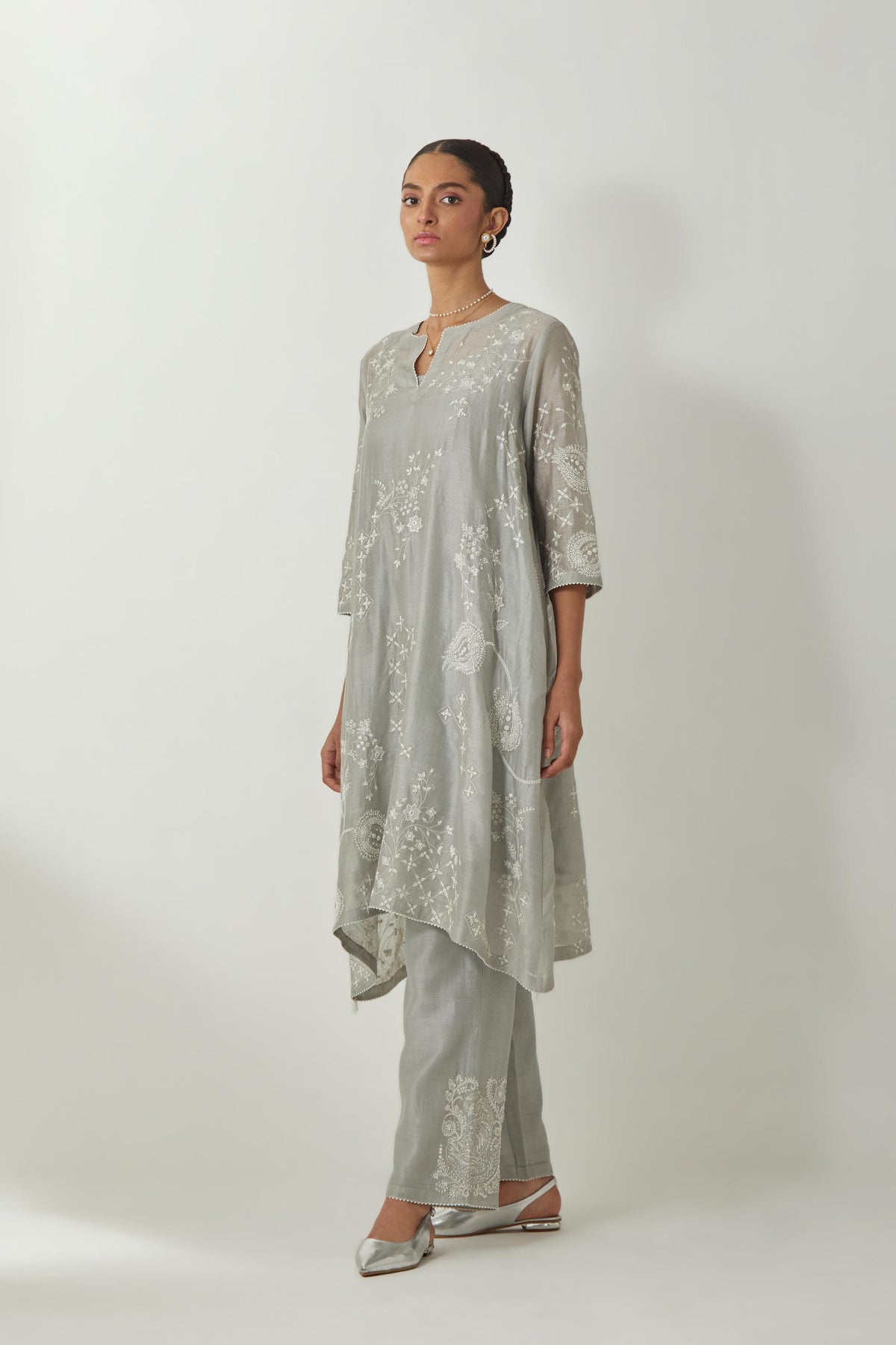 Bluish Grey silk Chanderi short easy fit kurta set with straight hem and all-over off white silk thread embroidery, highlighted with beads and sequins work.